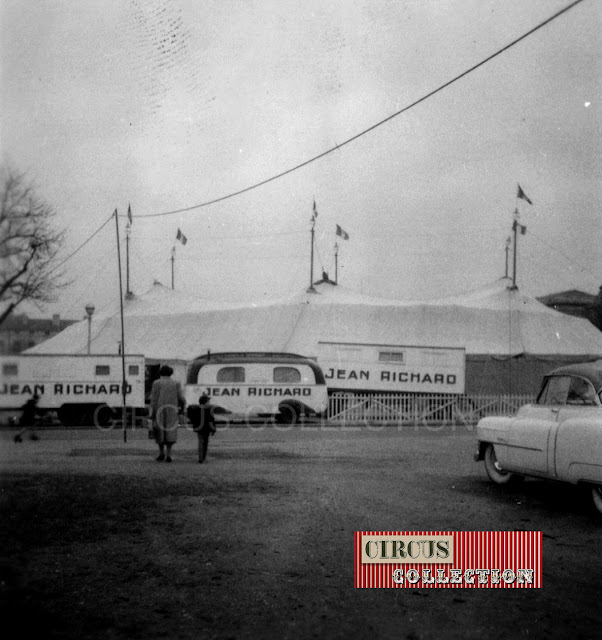 chapiteau et roulottes du cirque du comédien Français 