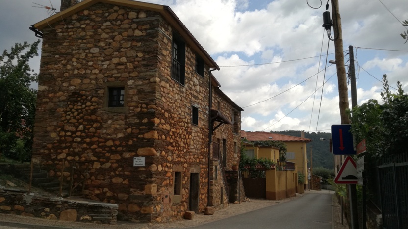 Casas de alvenaria de Xisto