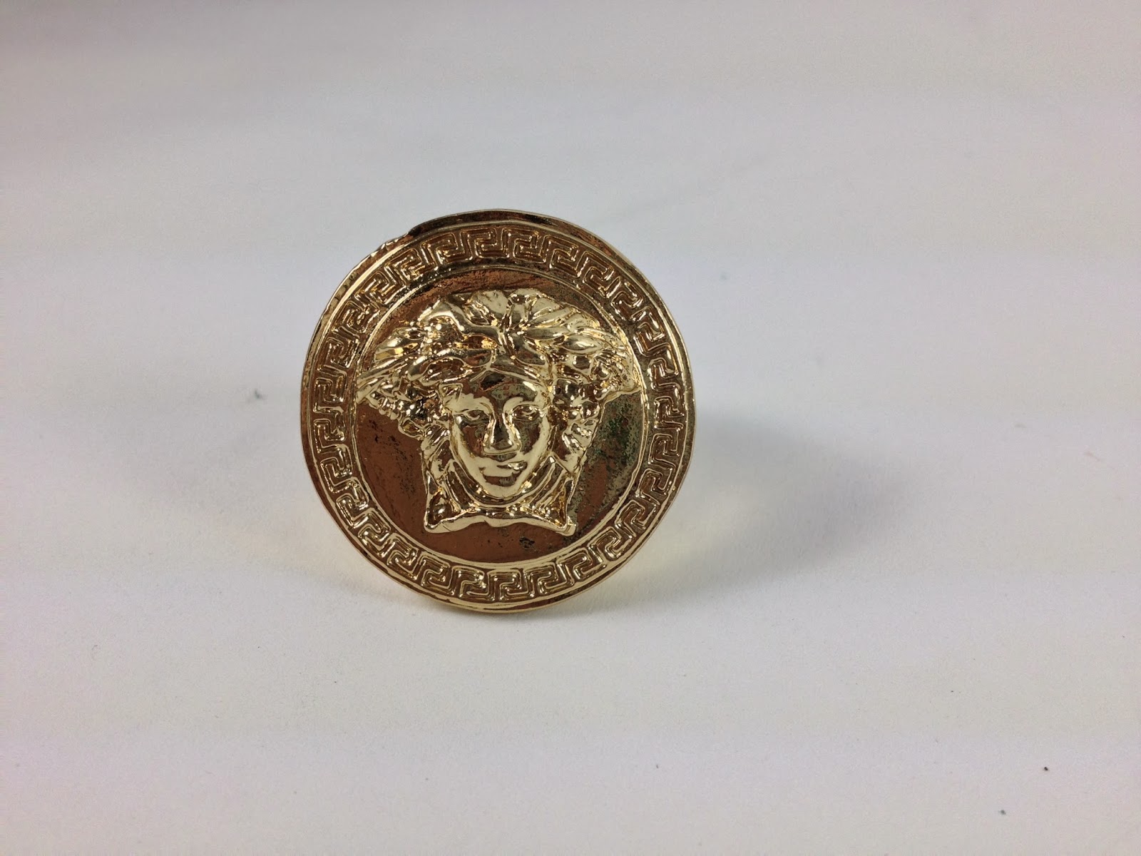 chained medusa ring versace