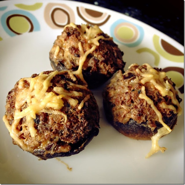 Most Viewed Recipe of the Week: Chipotle Stuffed Mushrooms from Cook Lisa Cook #SecretRecipeClub #recipe #appetizer #mushrooms