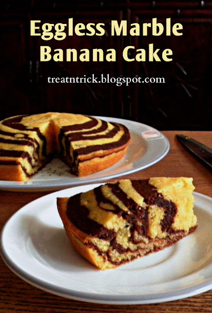 Eggless Marble Banana Cake Recipe @ treatntrick.blogspot.com