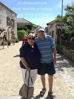 Pat & Malcolm Hawley enjoying Pujols SW France holiday Gone Fishin 2france4two.com