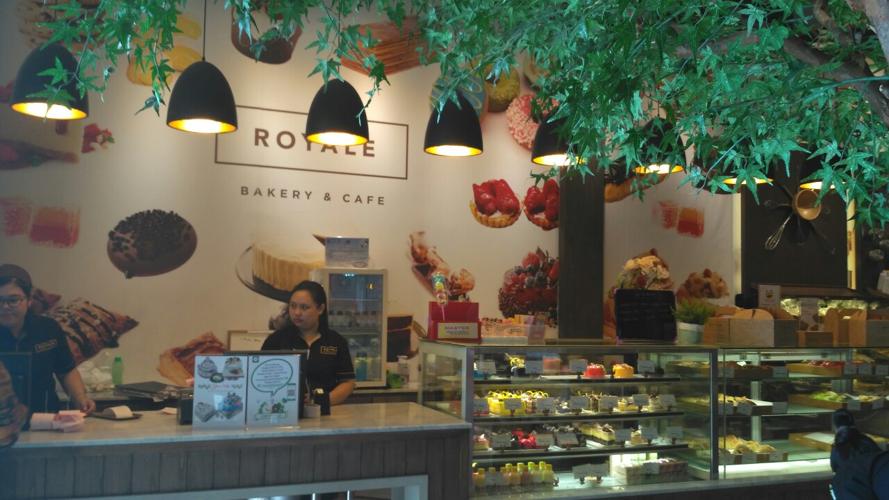 royale bakery bogor, royale cafe bogor, monarchy bistro bogor, monarchy restaurant bogor, tempat nongkrong bogor gaul, tempat brunch bogor, restoran anak muda bogor, restoran gaul bogor