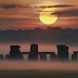 Bình minh trên Stonehenge