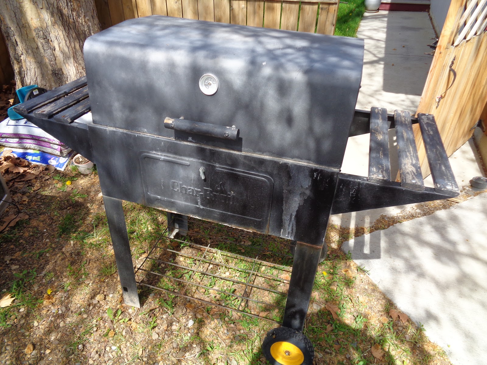 Thrifty BBQ Charcoal