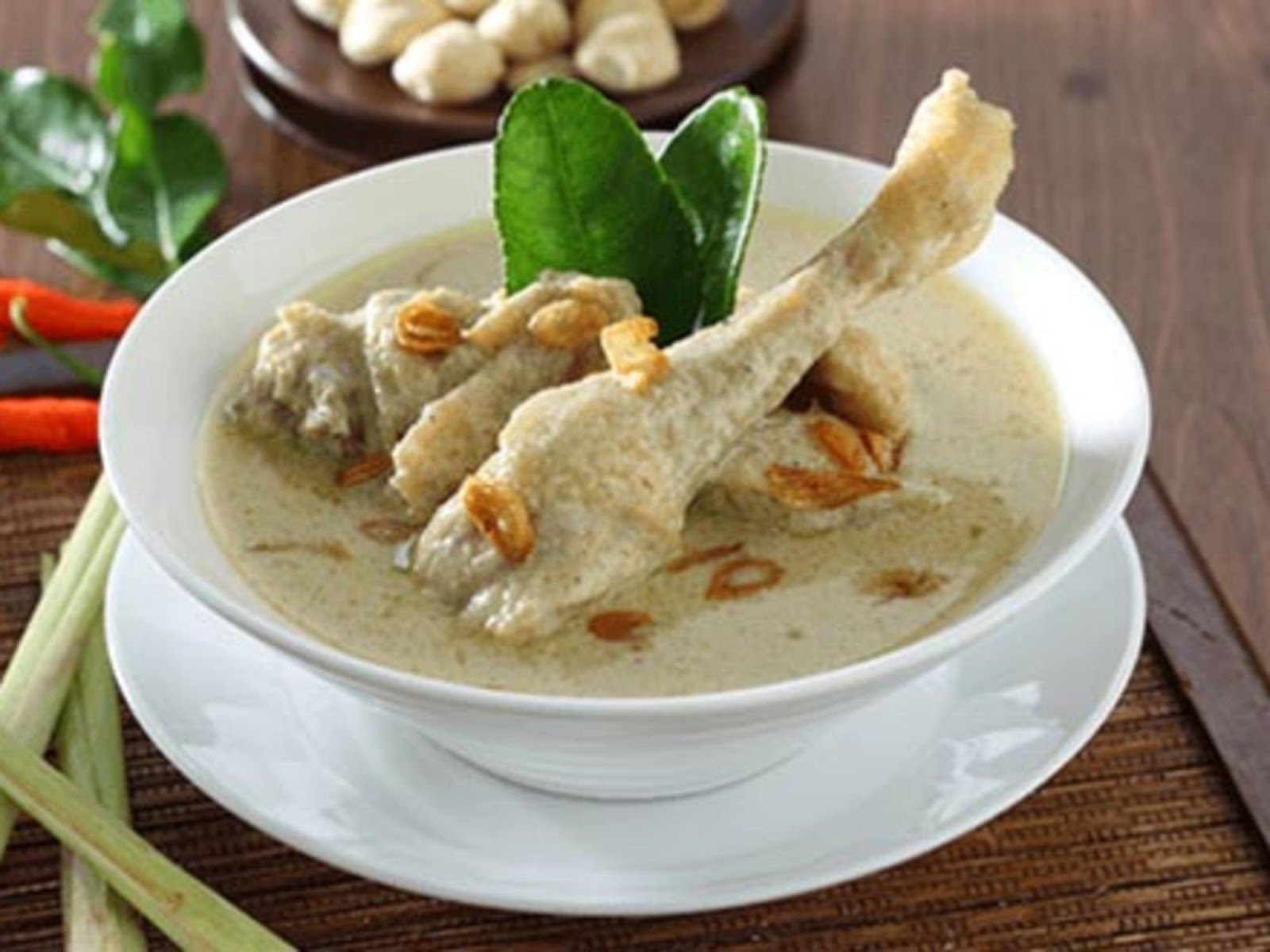Resep Opor Ayam Kuah Putih Resep Opor Ayam Kuah Putih