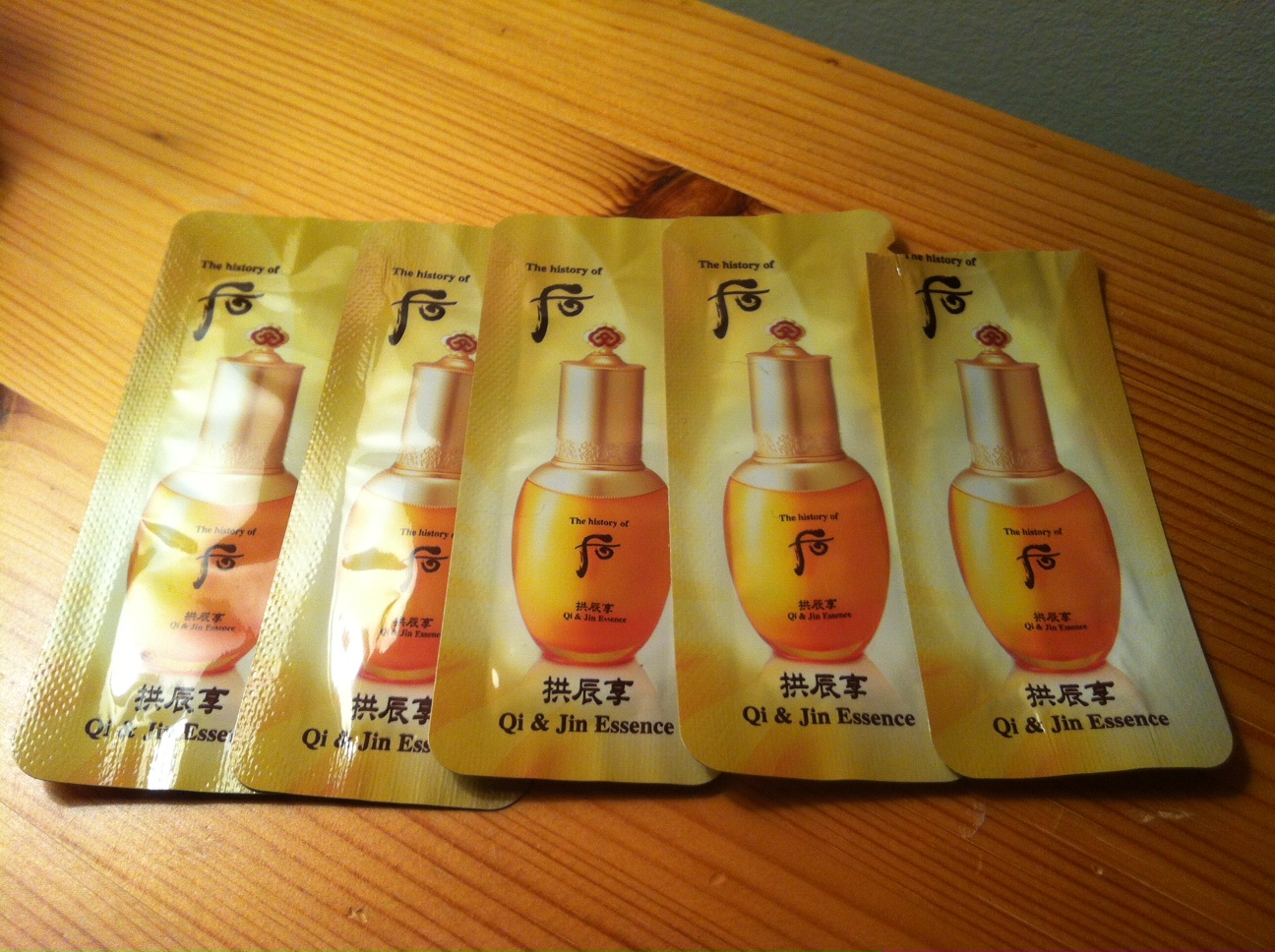Mad About My Skin: Review: History of Whoo Qi & Jin Essence