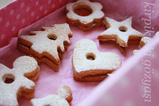 Kirpikteki Gözyaşı: Sebla'nın Dükkanı'ndan Yılbaşı Kurabiyeleri