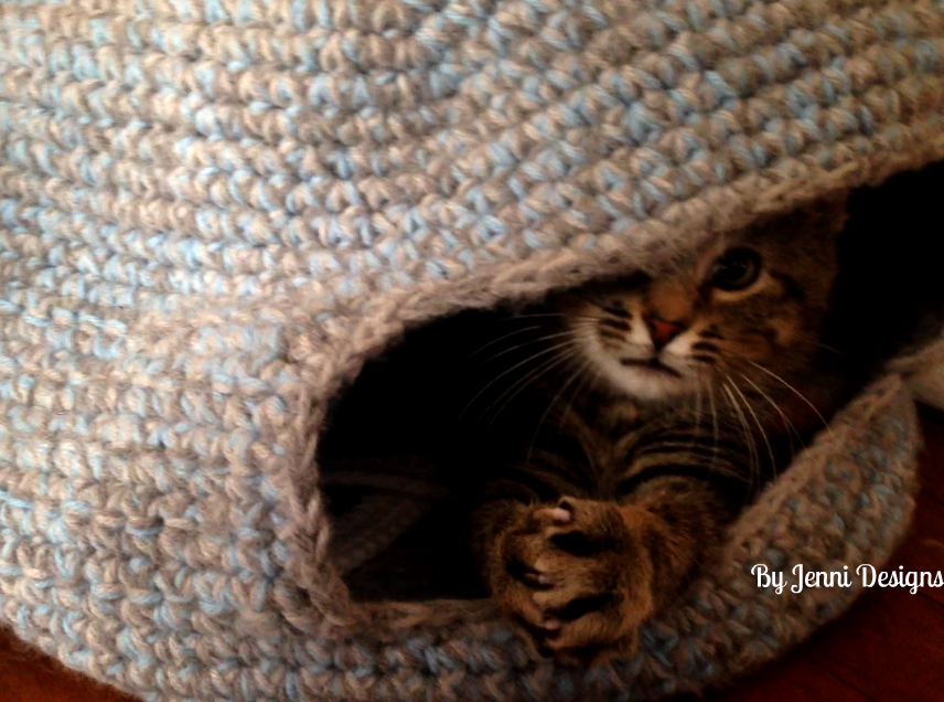by-jenni-designs-free-crochet-pattern-marley-s-cat-cave-or-bed