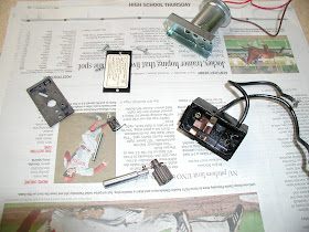 Wally&Sue: Touch-Plate wiring system