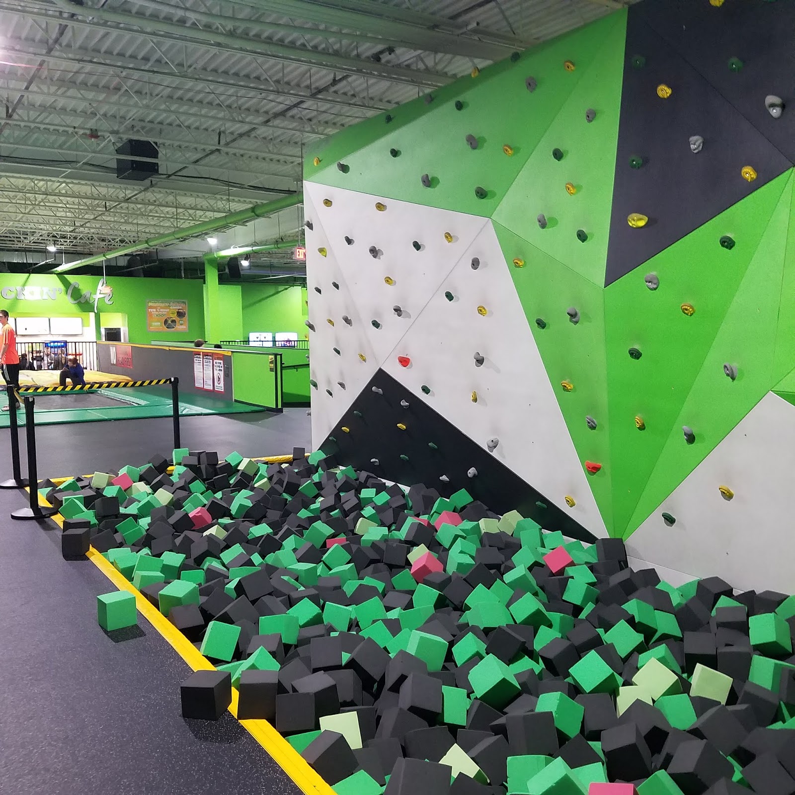 Play St. Louis Rockin' Jump Trampoline Park, Shrewsbury