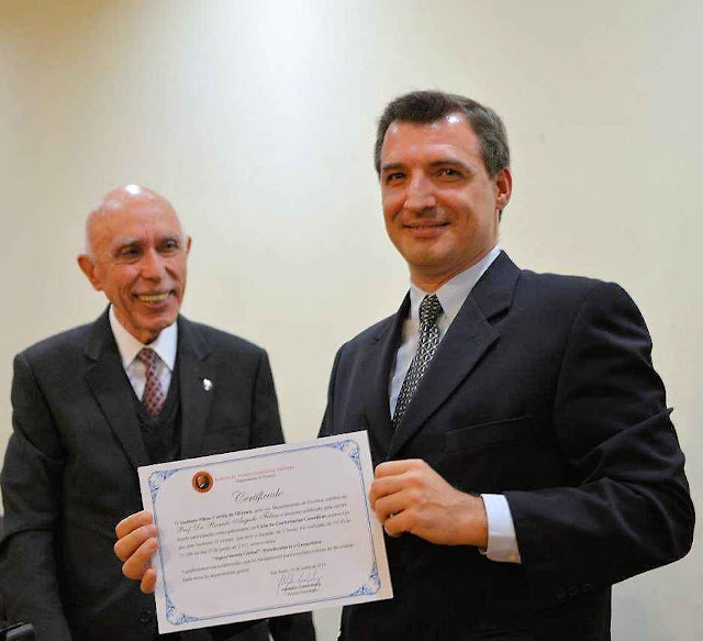 Dr. Adolpho Lindenberg, presidente do IPCO, e Prof. Ricardo Felício. Foto: Paulo Roberto Campos / ABIM