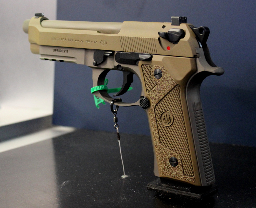 Beretta m9a3. Beretta 92 m9a3. Beretta m9a1 custom. беретта m9a3. беретта m9a1.