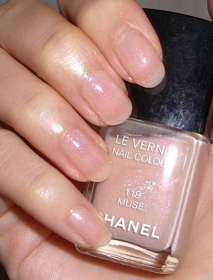 Chanel Le Vernis Longwear Nail Colour, Nudes & Vamps, Review