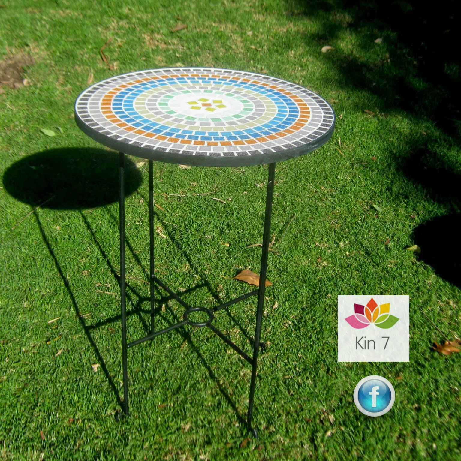 Kin 7 deco Mesas de hierro con tapas de venecitas