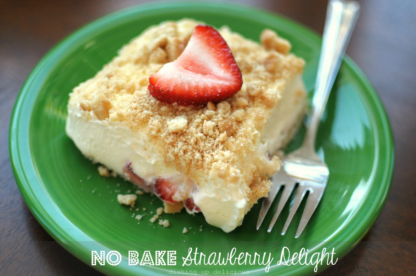 Dishing up Delicious Strawberry Delight {No Bake!}