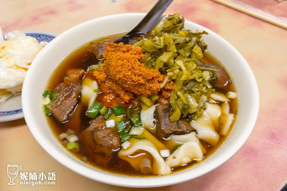 【台北西門町美食】建宏牛肉麵。翻桌率嚇死人的米其林推薦美食 by 妮喃小語 【台北西門町美食】建宏牛肉麵。翻桌率嚇死人的米其林推薦美食 by 妮喃小語