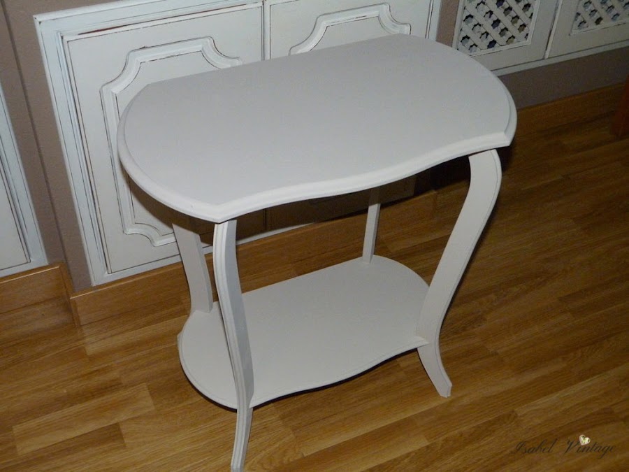 chalk-paint-mesa-auxiliar