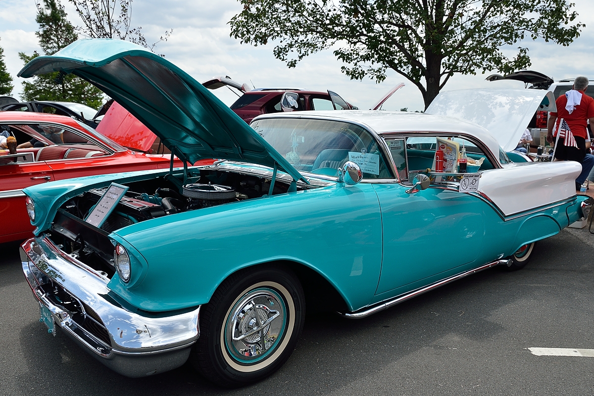 Tom and Margot's Adventures in Photography Evansville Shriner Car Show
