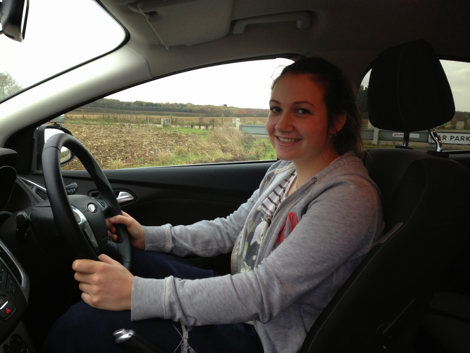 BANBURY UNDER 17 DRIVING BANBURY UNDER 17 DRIVING LESSONS OFF ROAD