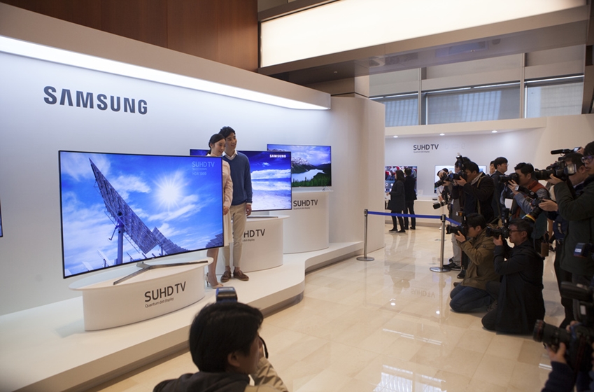Телевизор самсунг операционная система. "Samsung Newsroom". Samsung Tizen 2018 ноутбук.