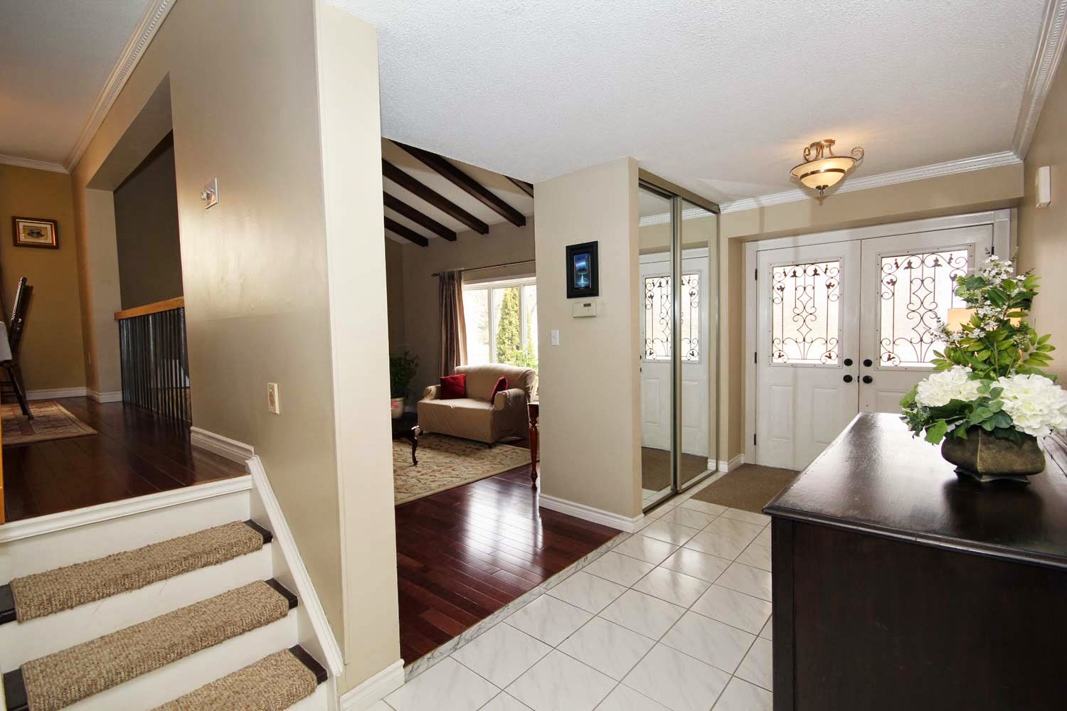 Michelle Makos, Broker Owner Royal Heritage Realty Pickering, Ajax