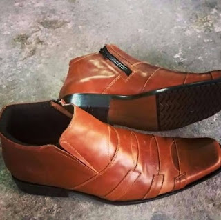 Sepatu Kerja Pria Semi Boots Harga Dan Model Sepatu Kulit Tinggi Pria Setelan Rocker