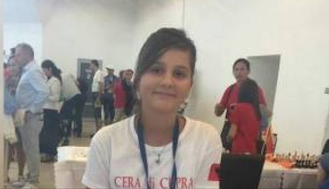 The 11-year-old Albanian Elisa Isufi wins over 13 European chess players Elisa Isufi at Chess Championship