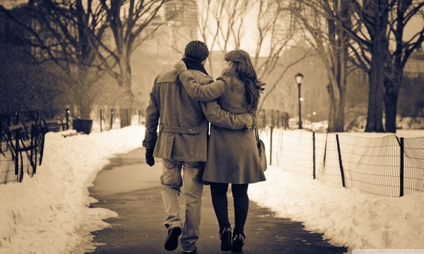 Couple Romantic Images for Whatsapp