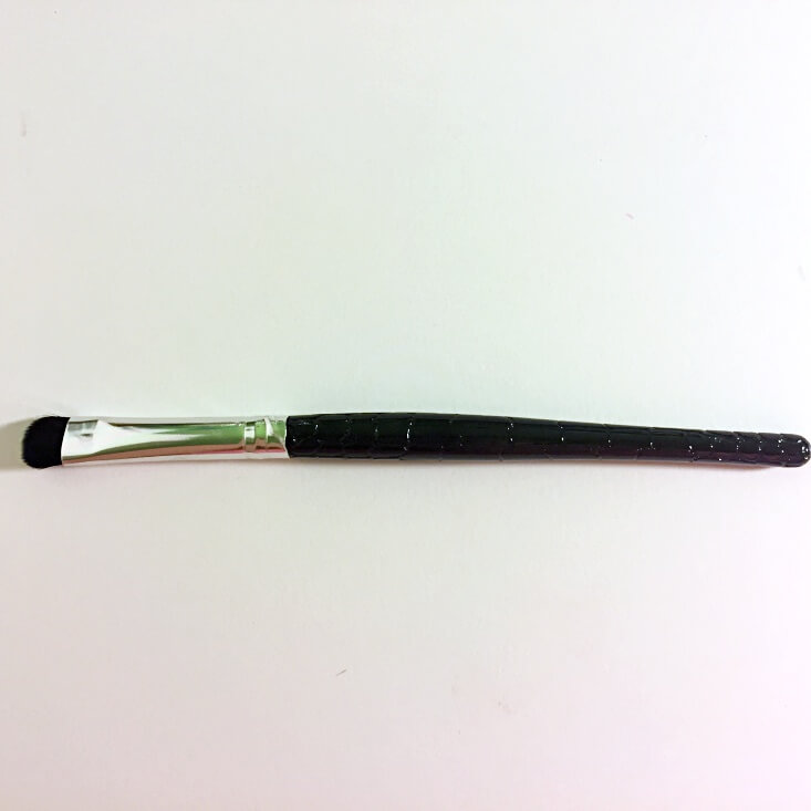 e.l.f. Luxe Brush Collection eyeshadow brush e.l.f. Luxe Brush Collection eyeshadow brush