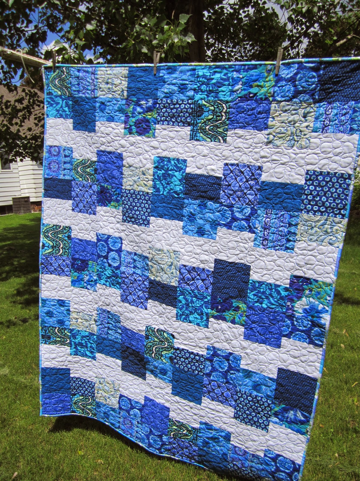 Ribbon Box Quilt from Small Town Quilter