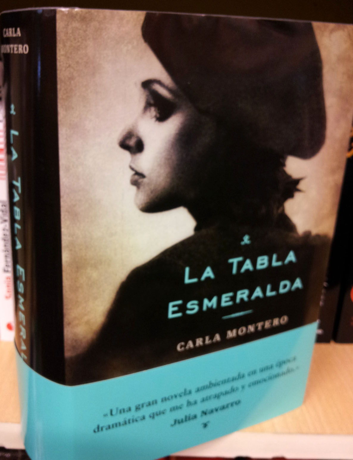 Papelería La Plaza Carla Montero La Tabla Esmeralda