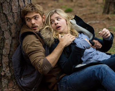 Chloe Grace Moretz and Alex Roe star in The 5th Wave