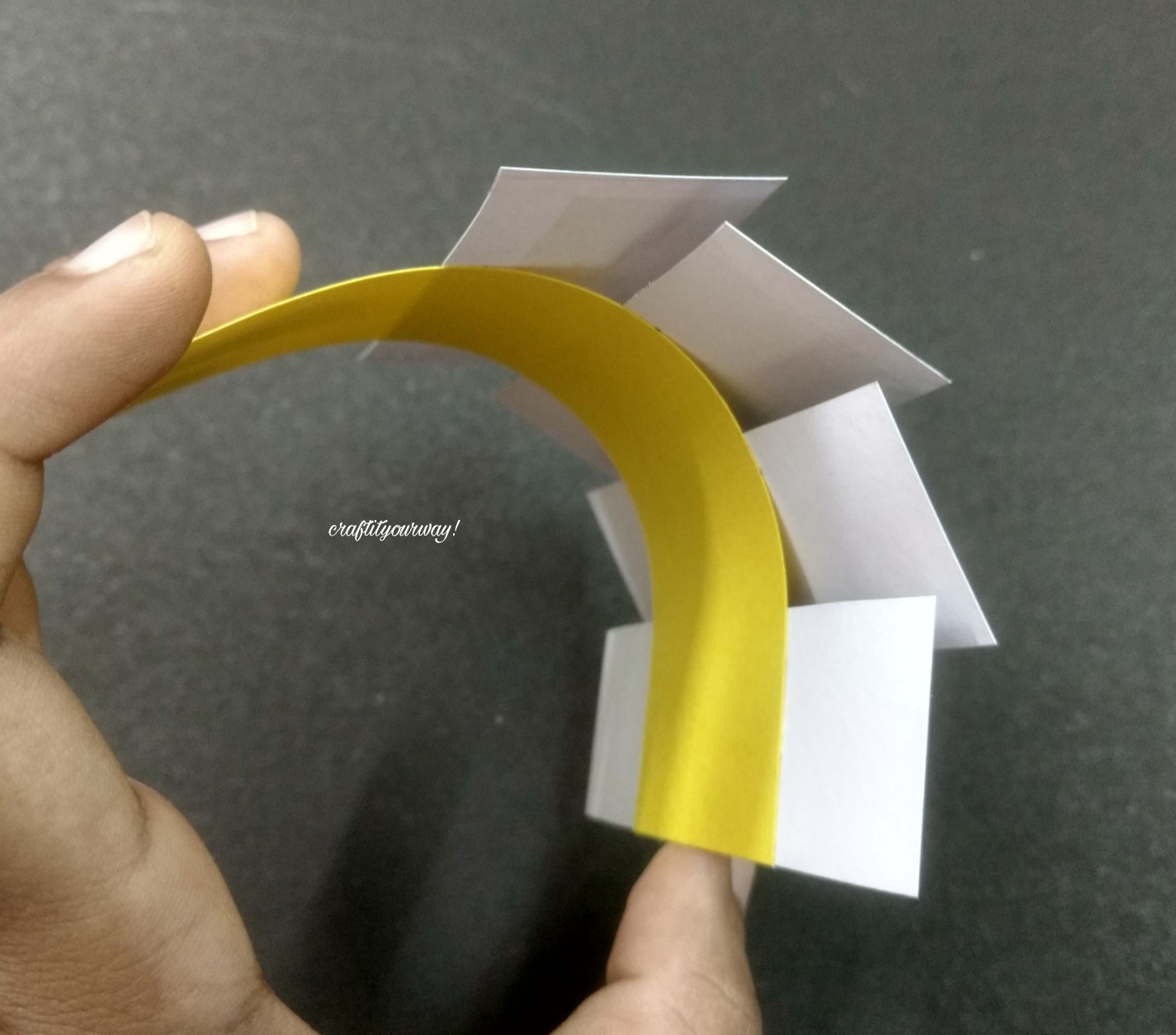 CRAFT IT YOUR WAY! PICTURE CHANGING CARD OPTICAL ILLUSION CARD