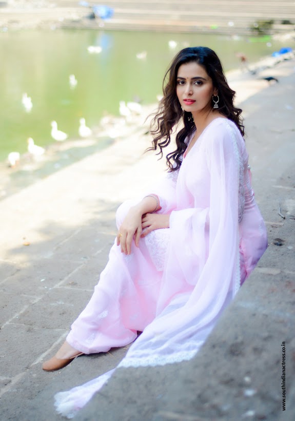 Meenakshi Dixit