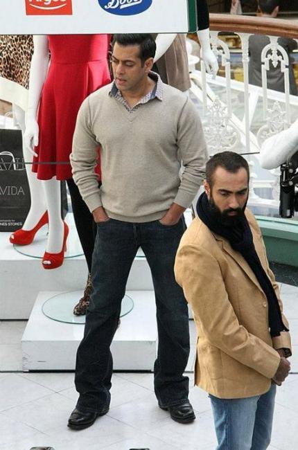 Salman Khan in Ek Tha Tiger : New Photos ~ Bollywood Gossip
