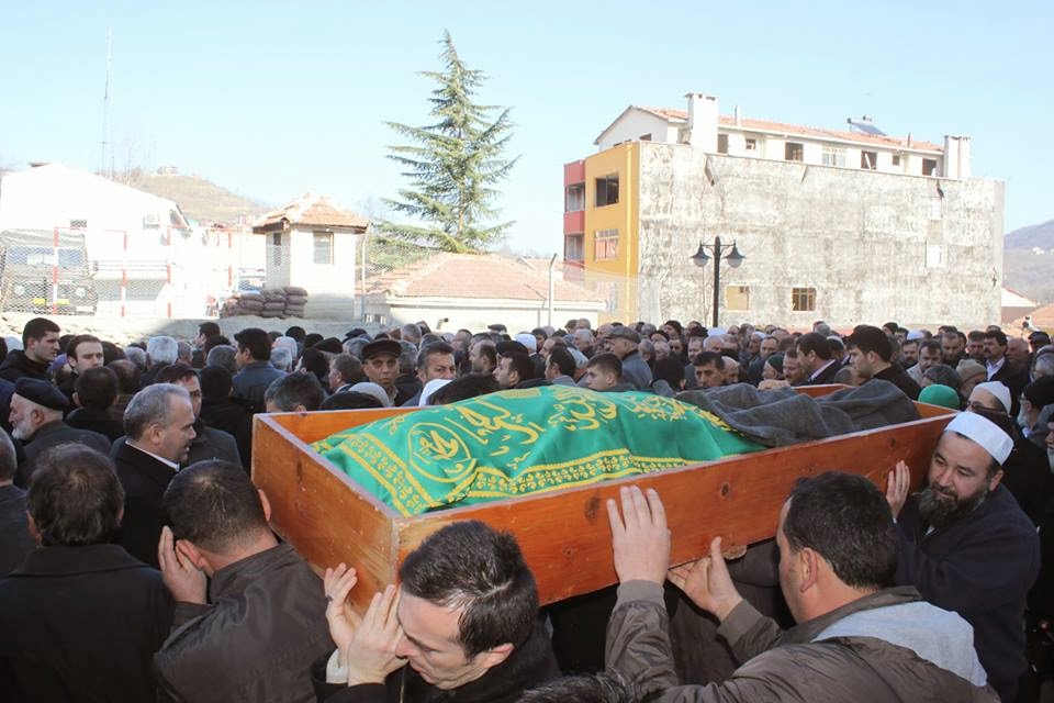 Bekir Akkaya Özel HİKMET KIYI VEFAT ETTİ