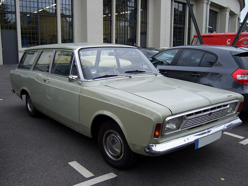 Avengers in Time 1967, Cars Ford (Taunus) P7a