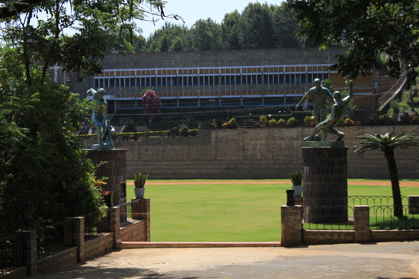 Tamilnadu Tourism Monfort School, Yercaud