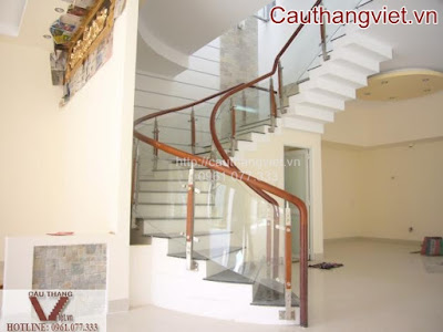 30 mẫu lan can cầu thang kính tay vịn gỗ không trụ đẹp rẻ 30 mau lan can cau thang kinh tay vin go khong tru dep re