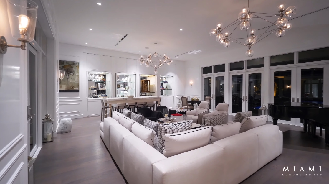 53 Interior Design Photos vs. 4100 Kiaora St, Miami Luxury Mansion Tour