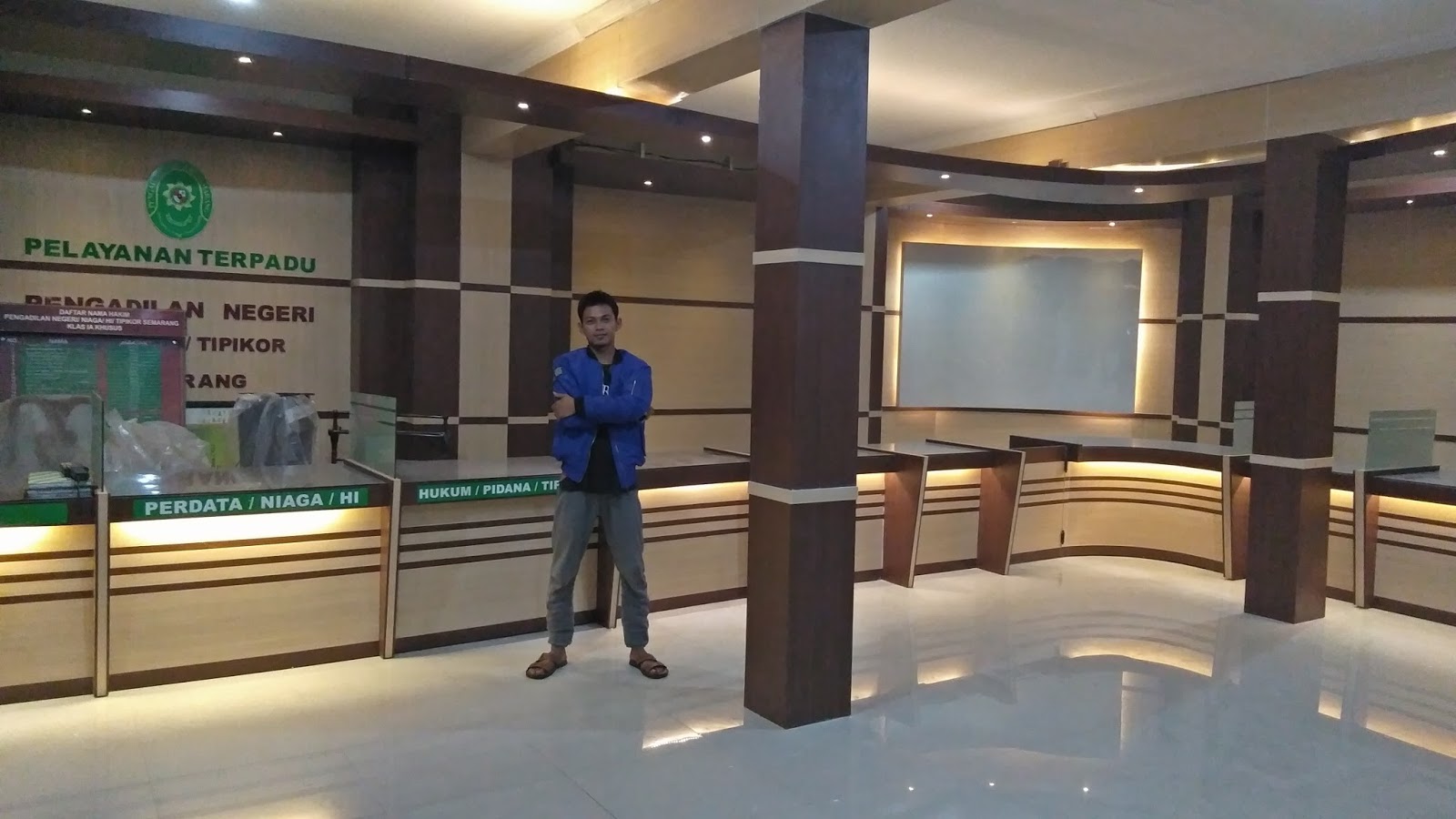Interior Kantor Instansi Ruang Lobby Ptsp Pengadilan Negeri Semarang El Arifa