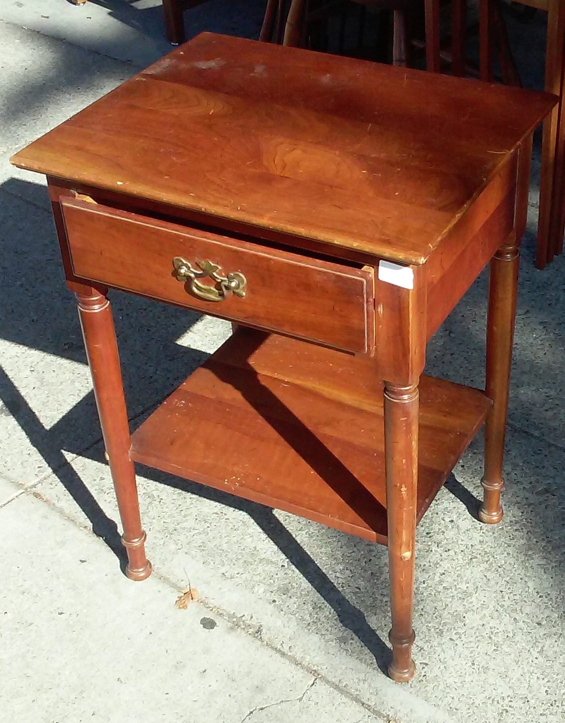 UHURU FURNITURE & COLLECTIBLES SOLD 7680 Stickley Cherry Wood 26