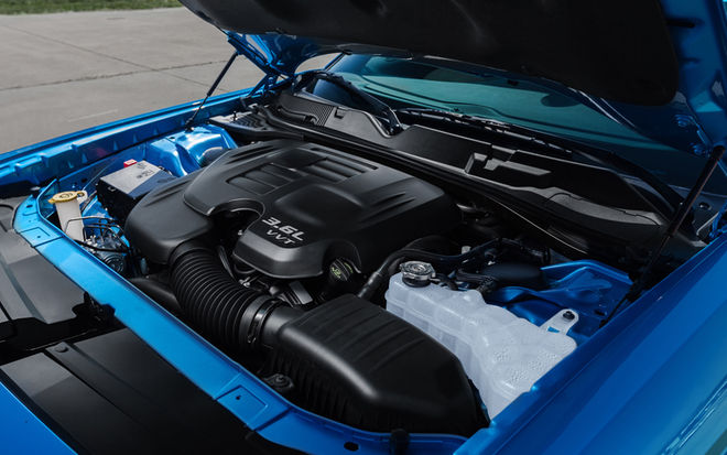 2015 DODGE CHALLENGER SXT PLUS - DODGE SUV