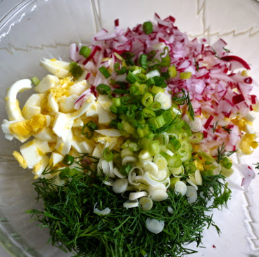 egg salad with radish dill and scallion