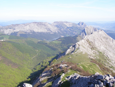 MONTES DE VIZCAYA