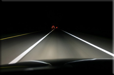 bahaya memandu malam, faktor-faktor yang menyebabkan pemanduan diwaktu malam adalah bahaya