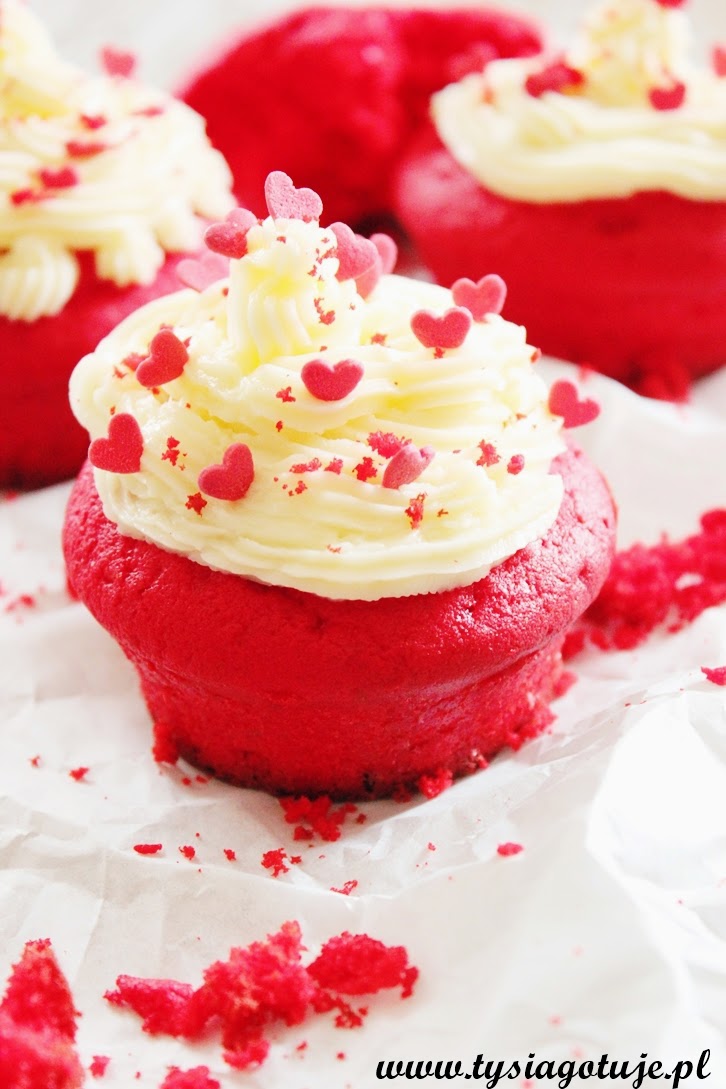 Red Velvet Cupcake na Światowy Dzień Pieczenia 