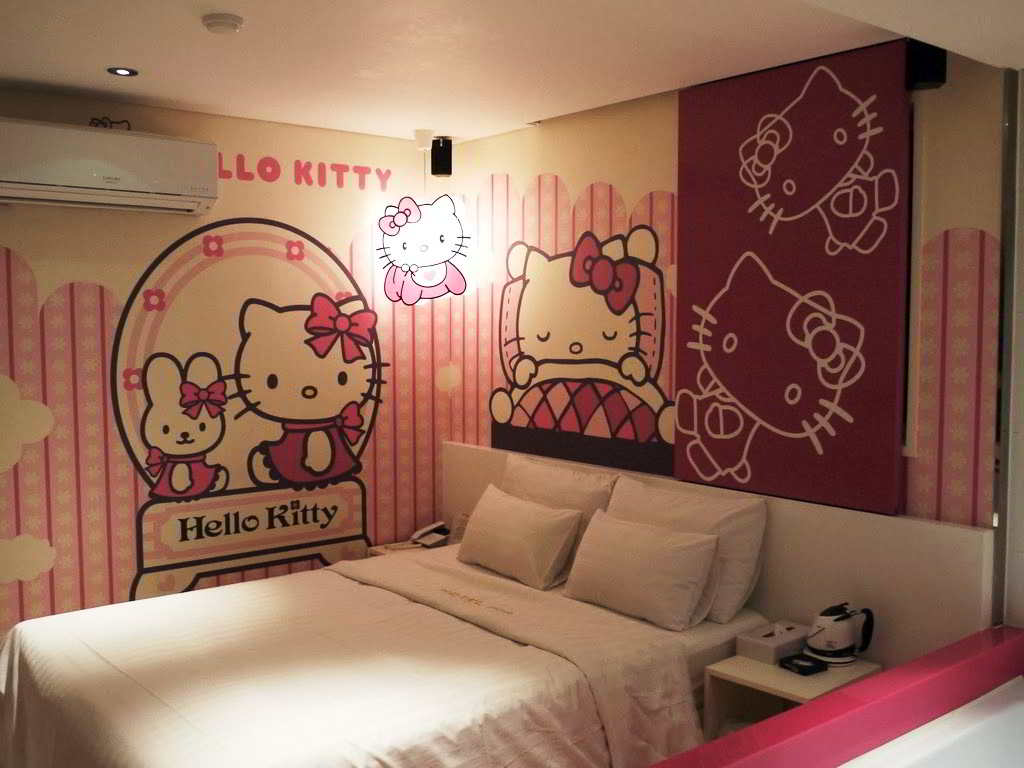 23 desain wallpaper kamar  hello kitty sederhana anak  