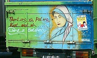 Kreatif, Gambar dan Tulisan Unik di Belakang Truk yang Bisa Bikin Kamu Ketawa Ketiwi Sendiri